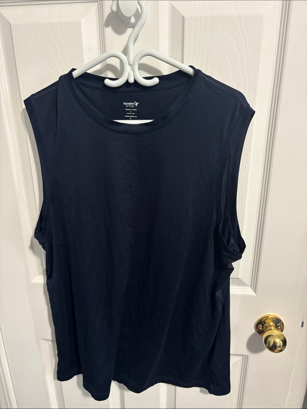 Old Navy Navy Sleeveless Muscle Tee
